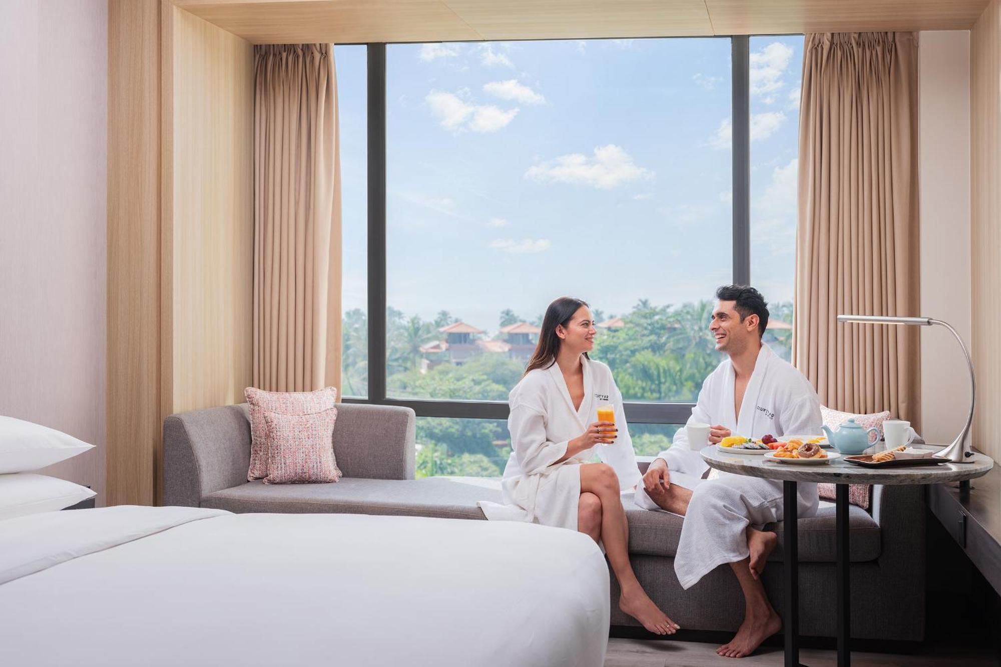 Courtyard By Marriott Goa Colva Hotel Exterior photo